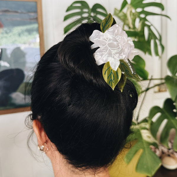 ITʻS YOUR TIME TO BLOOM - HAIR CLAW