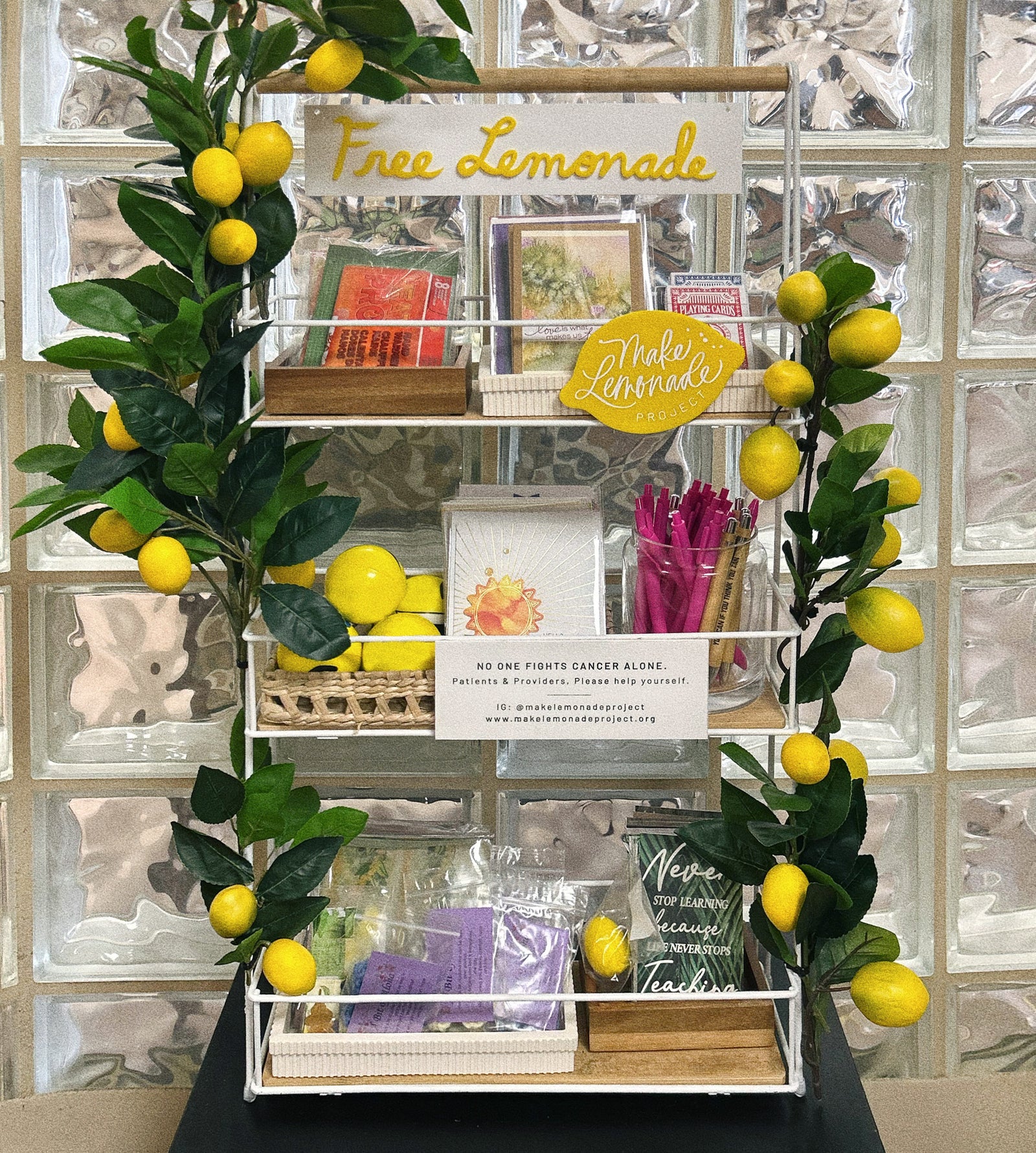kaze to mori grow table（ネオンイエロー) cfe5f6a8f1d10470_SuperLemonHaz